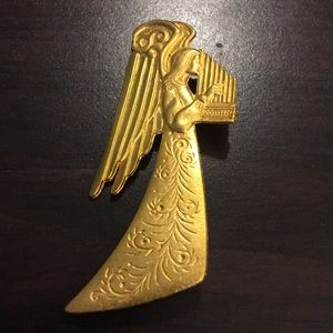 Angel brooch